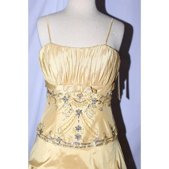 MayQueen #607 Taffeta Prom or Ball Gown With Pickups in Skirt-Size 10-GOLD-NWT - Picture 4 of 8